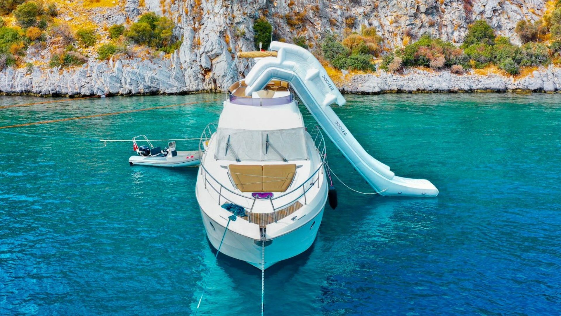 Yacht Slide